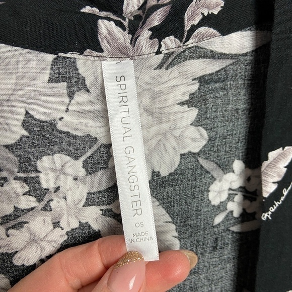 SPIRITUAL GANGSTER | Black Floral Kimono Maya Robe - Picture 9 of 10